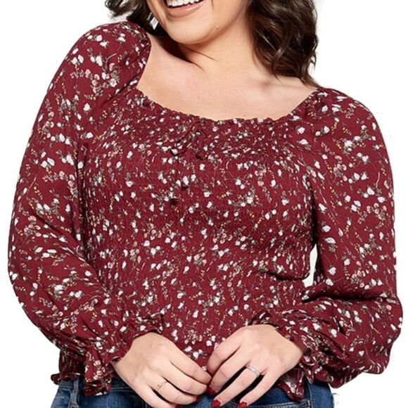 Very Demure, very cutesy Red Floral Smocked Cropped Blouse - Picture 2 of 6